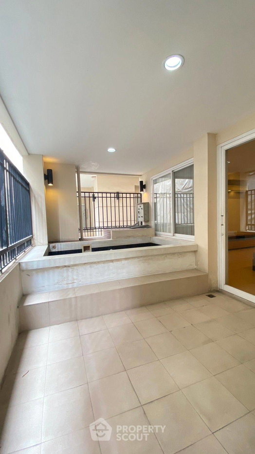 รูป คอนโด 3-ห้องนอน ที่ วิสคาย่า ไพรเวท เรสซิเดนซ์ ใกล้ MRT เพชรบุรี (ID 1545640) - รูปที่ 19/20