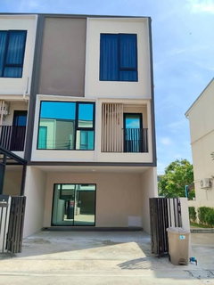 🔥 FOR SALE – 2.5-Storey Townhome (Brand New), Altitude Kraf Bangna 🚉 Near Yellow Line — Si Baering Station