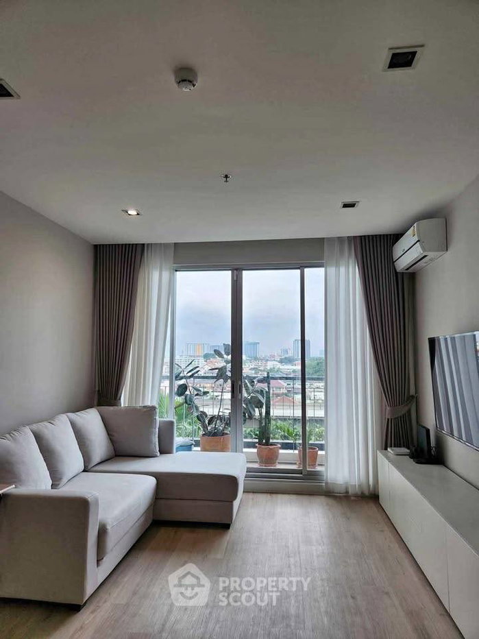 รูป คอนโด 2-ห้องนอน ที่ เดอะ รูม สาทร-ตากสิน ใกล้ BTS โพธิ์นิมิตร (ID 2960881) - รูปที่ 1/28