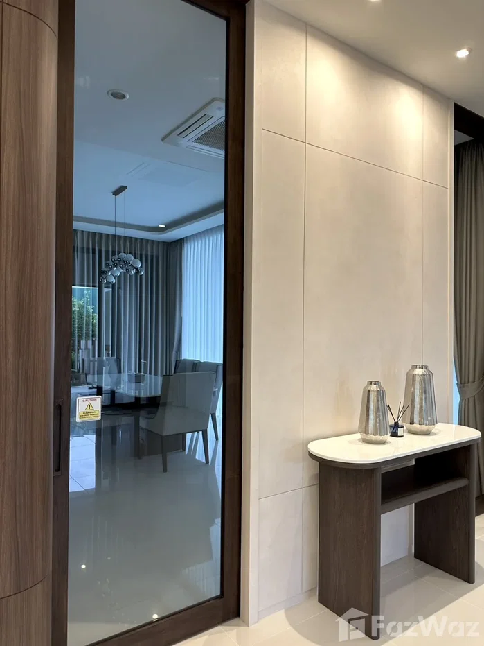 picture Stunning 3 Bedroom Modern Private Pool Villa 6420299 - 11/98