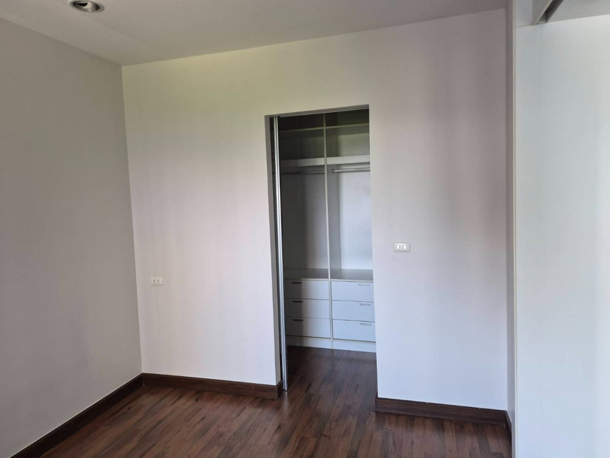 รูป ให้เช่าคอนโด Q House สาทร 1 ห้องนอน 47 ตรม. ชั้น 8 วิวสวย เฟอร์ครบ ติด BTS กรุงธนบุรี - รูปที่ 7/9