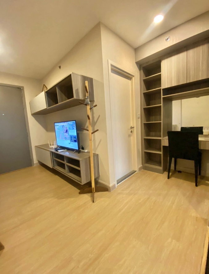 picture Knightsbridge Phaholyothin 🏘️🏢Interchange by BTS  - 6/9