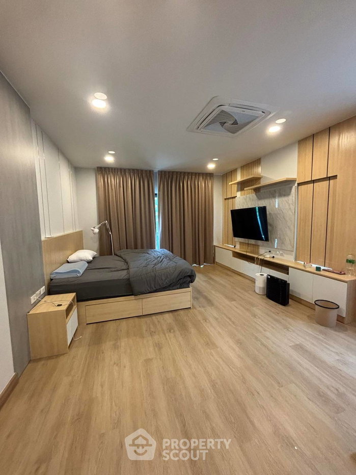 picture 4-BR House in Bang Kraso (ID 1762377) - 8/15