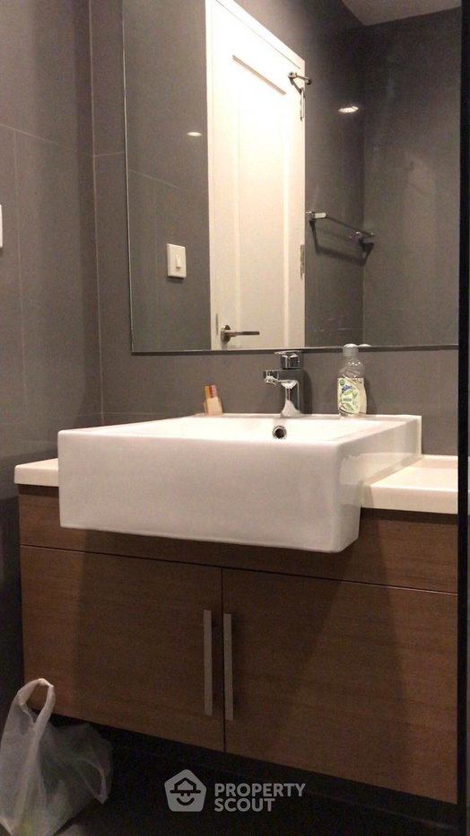 รูป คอนโด สตูดิโอ ที่ โนเบิล รีโว สีลม ใกล้ BTS สุรศักดิ์ (ID 2961918) - รูปที่ 10/14
