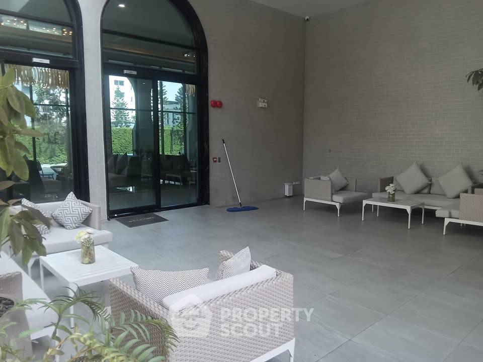 picture 2-BR Condo at Aspire Asoke-Ratchada near MRT Phra Ram 9 (ID 2964297) - 13/16
