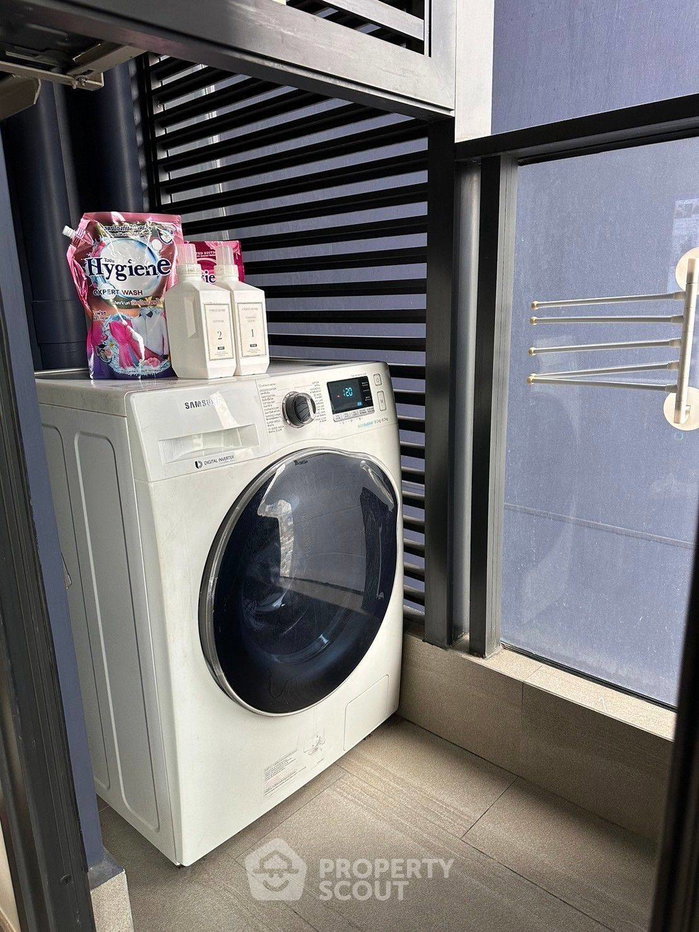รูป คอนโด 1 ห้องนอน ชั้น 54 โครงการ One 9 Five Asoke – Rama 9 ใกล้ MRT พระราม 9 300 ม. (ID 1717380) - รูปที่ 8/9