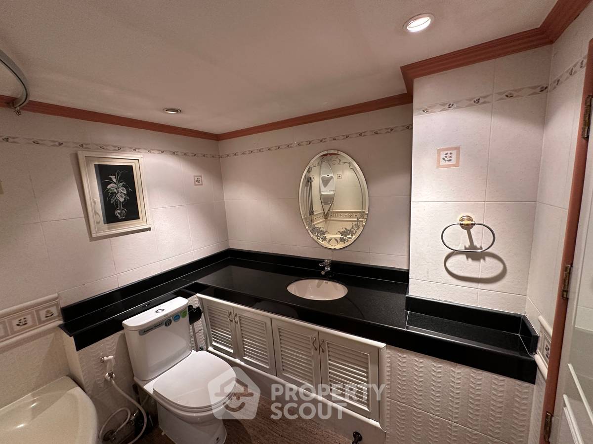 picture 2-BR Condo at Royal Castle Sukhumvit near BTS Phrom Phong (ID 1551490) - 12/19