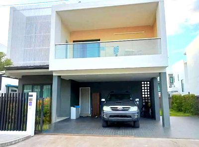 เช่าบ้านเดี่ยว สนามกีฬาสมโภชเชียงใหม่ 700 ปี : ปล่อยเช่าบ้านหรูบ้านหลังใหญ่ ม.ปาล์มวิวโชตนาข่วงสิงห์ บ้านใกล้นิมมาน , เมญ่า , มช. เดินทางสะดวกมาก บ้านใกล้เมือง
