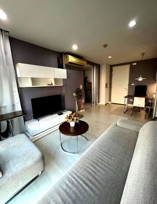 Condos for rent : Condo for rent: The Room Sukhumvit 64, near BTS Punnawithi. Spacious room, fully furnished, ready to move in. 