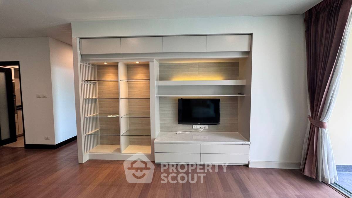 picture 2-BR Condo at The Park Chidlom near BTS Chit Lom (ID 2962002) - 2/6