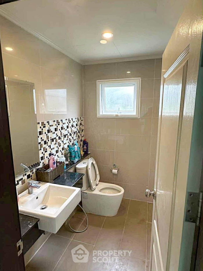 picture 4-BR House in Nong Khwai (ID 2167906) - 15/15