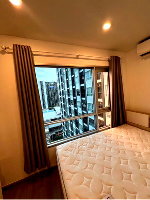 Condos for rent : 🛑 13,000 THB / Month 🏢 The President Charan–Yaek Fai Chai 🚆 Directly Connected to MRT Yaek Fai Chai Station (0 meters)
