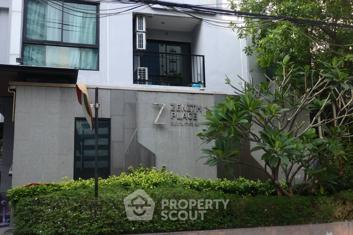 รูป คอนโด 1-ห้องนอน ที่ ซีนิธ เพลส สุขุมวิท 42 คอนโดมิเนียม ใกล้ BTS เอกมัย (ID 887978) - รูปที่ 1/7
