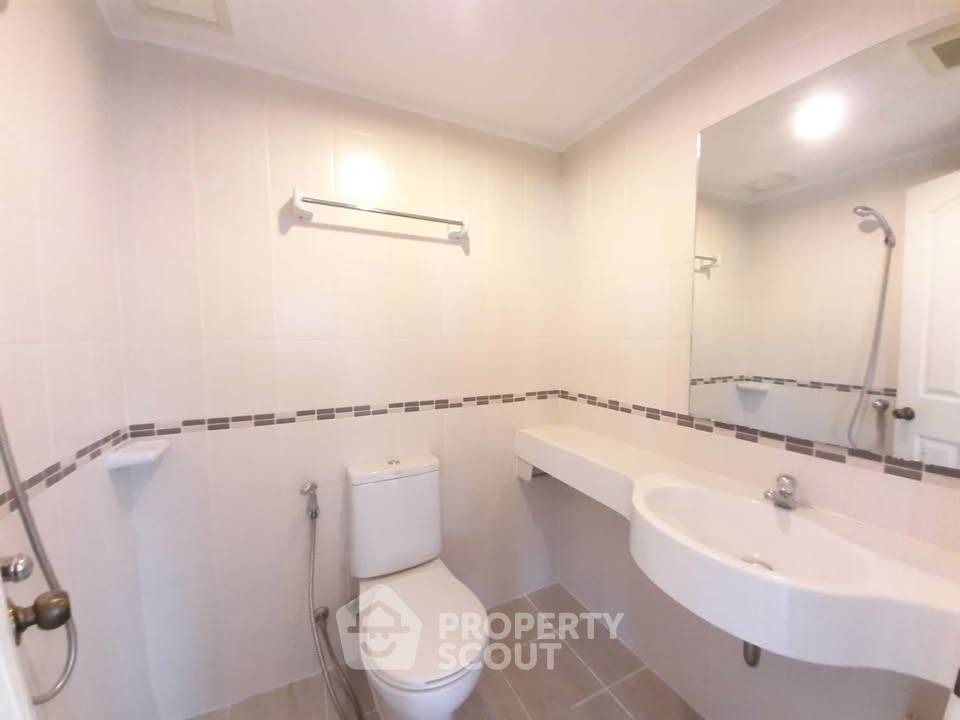 รูป คอนโด 2-ห้องนอน ที่ ลุมพินีวิลล์ รามคำแหง 26 ใกล้ รามคำแหง (ID 2189514) - รูปที่ 6/11