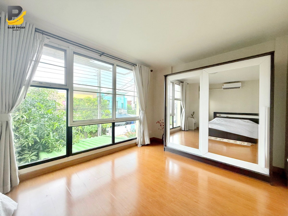 รูป ขายถูกที่สุดในโครงการ ทาวน์โฮม หมู่บ้านไอ-ดีไซน์ ลำลูกกา-คลอง3 (22 ตร.ว.) ถ.ลำลูกกา คลอง 3 ลำลูกกา ปทุมธานี สภาพดีพร้อมอยู่ - รูปที่ 9/26