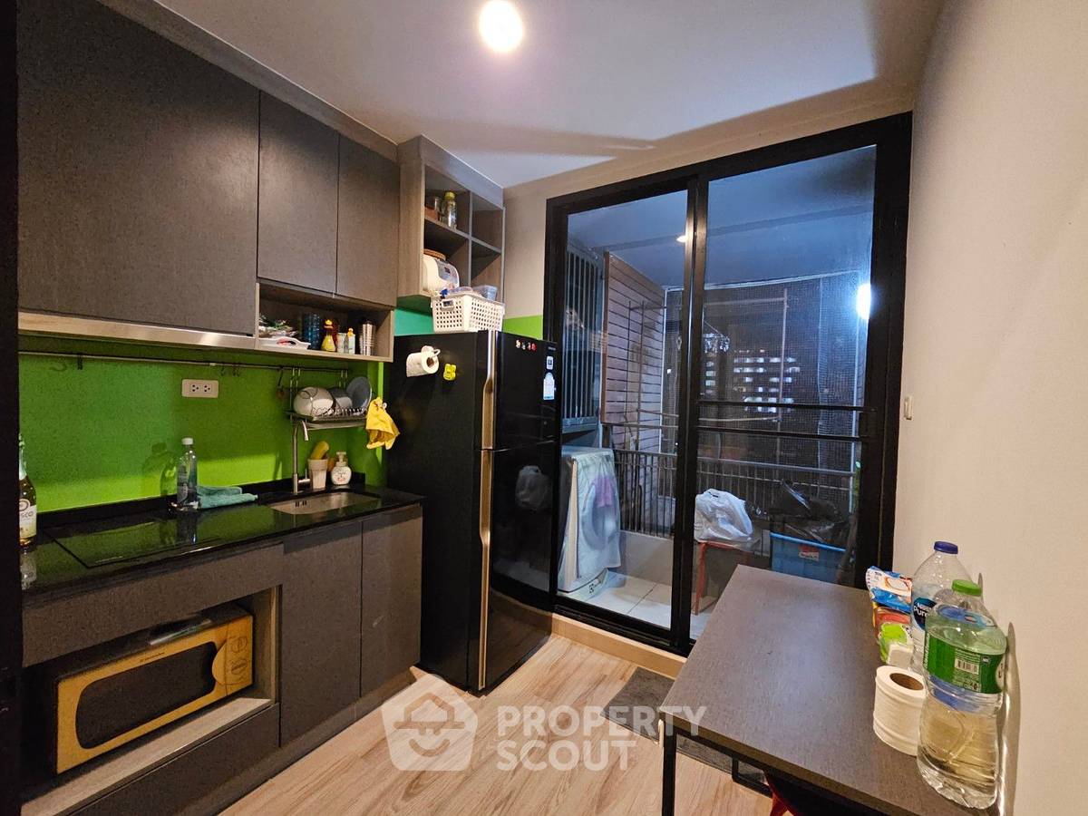 picture 1-BR Condo at The Unique 10 near MRT Lat Phrao (ID 1396542) - 4/5