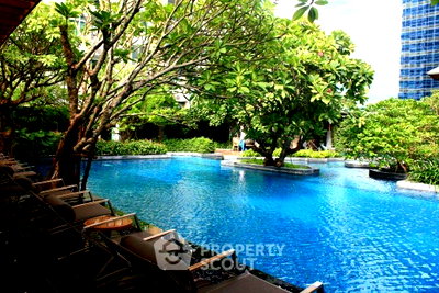 คอนโดให้เช่า : คอนโด 1 ห้องนอน Circle Condominium ชั้น 9 ใกล้ MRT เพชรบุรี (ID 884323)
