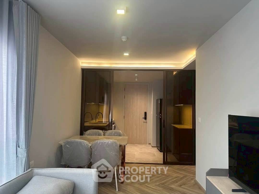 picture 2-BR Condo at Chapter Thonglor 25 close to Thong Lo (ID 2359443) - 2/18