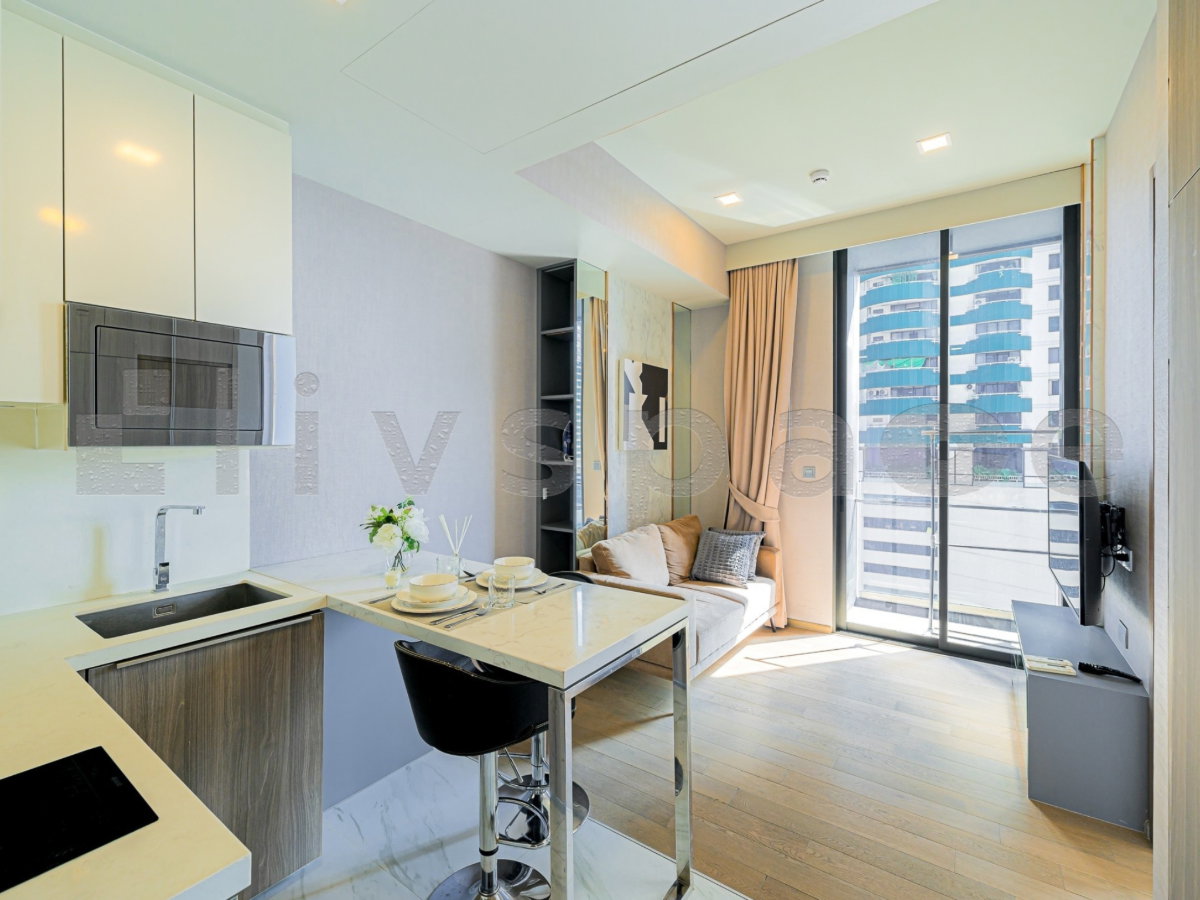 รูป ▚ LJ195ツ ให้เช่า: Celes Asoke ✨ 1BR 35 ตร.ม. ทำเลสุดปังยูนิตหายาก ทิศไม่ร้อน เฟอร์ครบครัน สะดวกทั้ง BTS และ MRT พร้อมเข้าอยู่ทันที! - รูปที่ 1/9