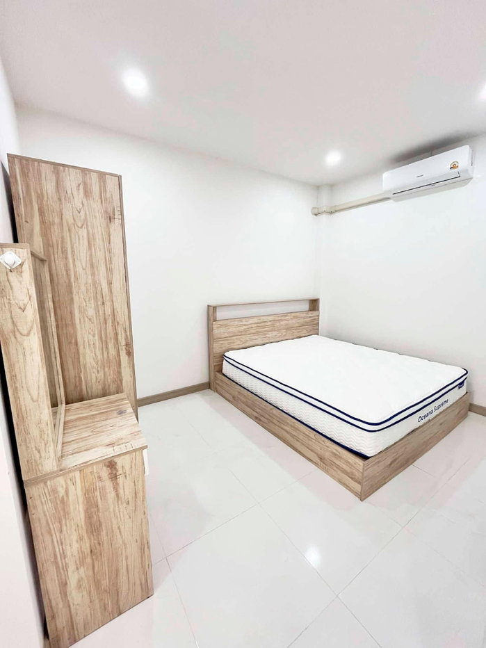 รูป บ้านเช่าสไตล์มินิมอล นอร์ดิก ทำเลหางดง พื้นที่ใช้สอย 90 ตร.ม.   2 ห้องนอน  - รูปที่ 9/15