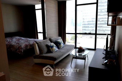 คอนโดให้เช่า : คอนโด 1 ห้องนอน ชั้น 15 The Room Sukhumvit 21 ใกล้ MRT สุขุมวิท (ID 2965237)