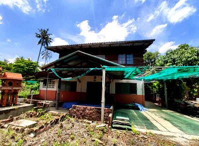 บ้านเดี่ยว รร.นายร้อยตำรวจ : บ้าน2 ชั้น ครึ้งตึกครึ่งไม้ รหัสแฟ้ม60-00067 หรือ 28833-0001 ติดต่อคุณสุชาติ