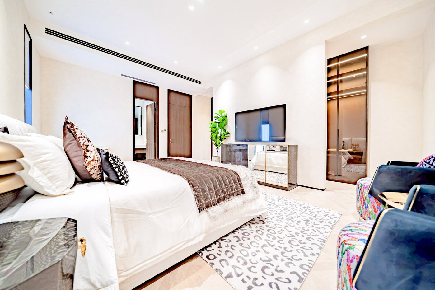 รูป Huay Yai East Pattaya Luxury 3 Storey Villa for Sale - รูปที่ 16/30