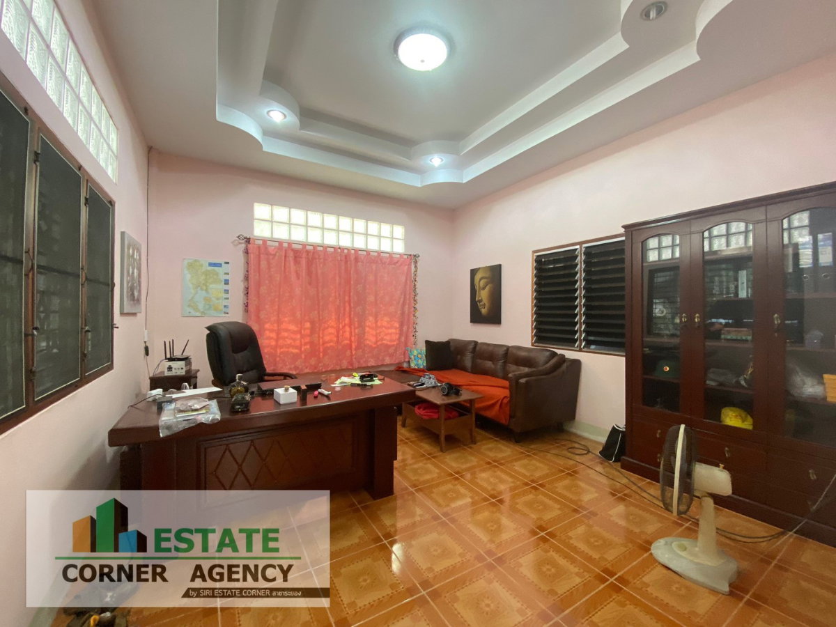 picture Single house ready to move in, spacious area, peaceful atmosphere  - 9/12