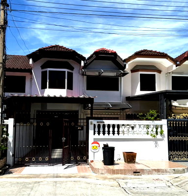 เช่าทาวน์โฮม กรุงเทพมหานคร : 🏡 บ้านเช่าพร้อมอยู่! ทาวน์โฮม 2 ชั้น รามคำแหง 123 3 ห้องนอน 2 ห้องน้ำ บ้านหลังใหญ่ พื้นที่ใช้สอยเยอะ 📍 ซอยรามคำแหง 123 ทำเลดี เดินทางสะดวก 
