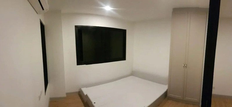 picture A010236 Notting Hill Tiwanon Kaerai - 2/6