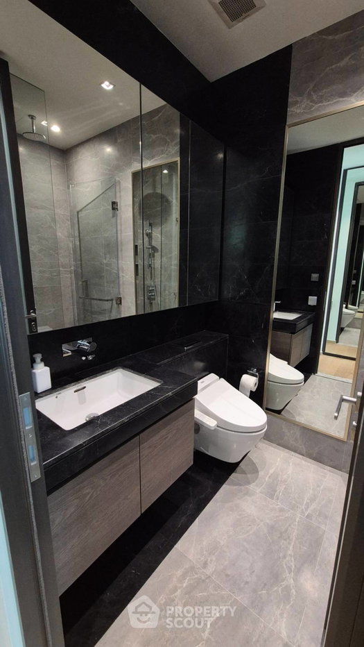 picture 2-BR Condo at 28 Chidlom near BTS Chit Lom (ID 2943852) - 12/16