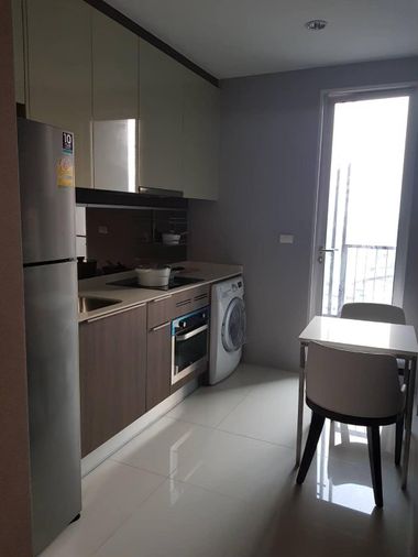 2-bed condo for rent, 70 sqm, Chewathai Interchange