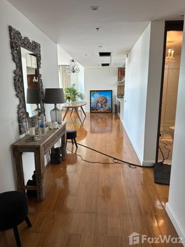 Exclusive 4-Bedroom Corner Condo at The Lakes, Asoke 1909532