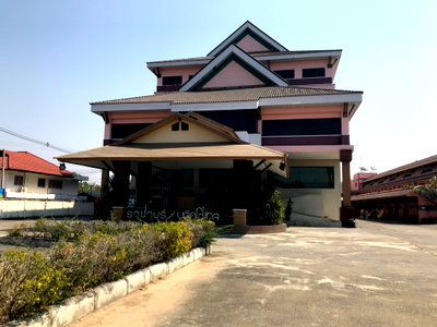 Apartment building for sale Muang Tak Tak : Land and hotel property for sale (3 buildings) located in the heart of Tak City