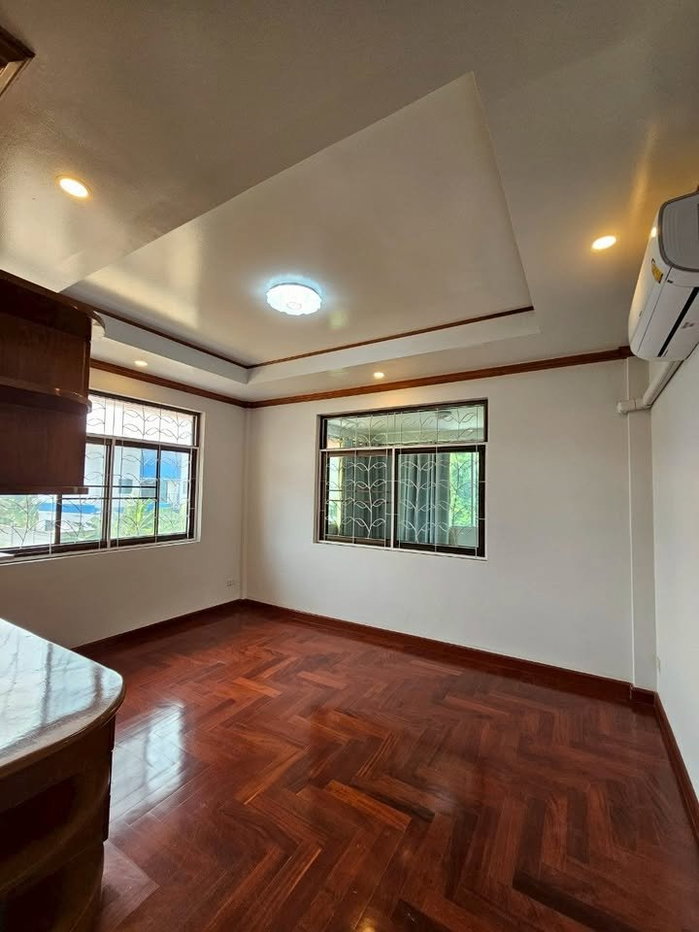 รูป WS7647 🏡✨ ให้เช่า บ้านเดี่ยวหลังใหญ่ ลาดพร้าว 93  ในพื้นที่ 111 ตร.ว. เลี้ยงสัตว์ได้  🐶🐱 เพียง  15.5 ล้านบาท - รูปที่ 19/22