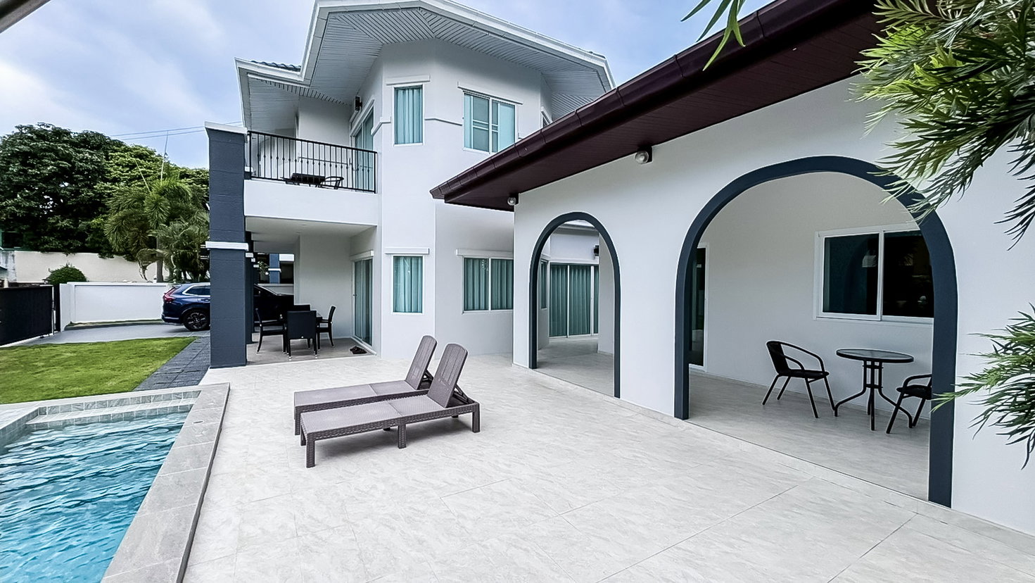 picture Luxury Renovated Pool Villa for Rent East Pattaya - 22/22