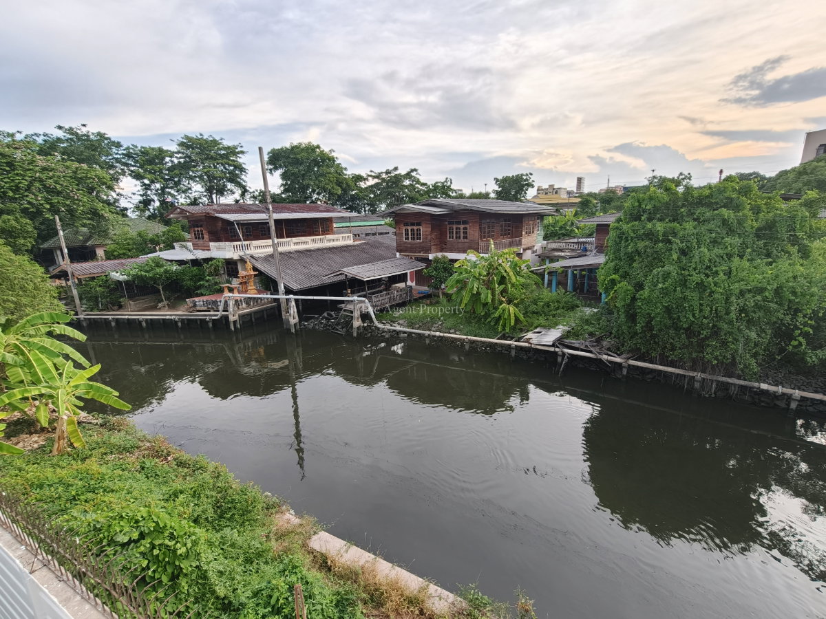 รูป ขายบ้านรีโนเวทใหม่ นันทวัน วงแหวน-รัตนาธิเบศร์ หลังริม เนื้อที่ 108.5 ตร.ว. หลังริม 5 นอน 5 น้ำ โครงการคุณภาพ Land & Houses บางใหญ่ ลดทันที 1 ล้านบาท - รูปที่ 33/46