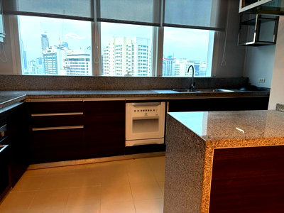 Condos for rent : LTH11650-Millennium Residence FOR RENT Size 145 sqm. 3 beds 3 baths Near BTS Asok Station ONLY 100K/Month