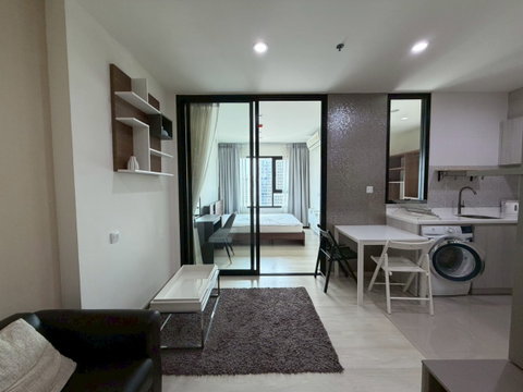🌳 Life Asoke condo for rent 35 sqm 1 bed Plus fully furnished, Please contact to view the room at 0993529495