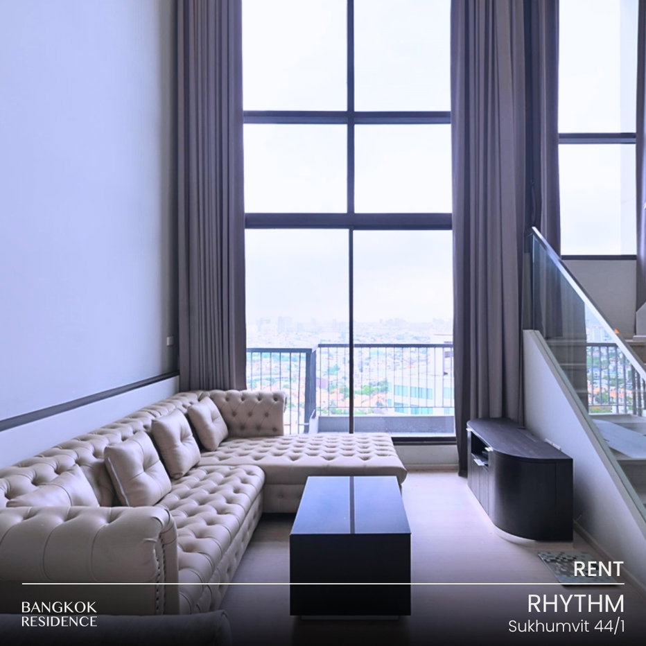 รูป เช่าคอนโด 💛 Rhythm Sukhumvit 44/1 Duplex 1นอน 60ตร.ม. 35k ยูนิตชั้นสูง วิวสวย 🌃 ใกล้ BTS พระโขนง - รูปที่ 1/11