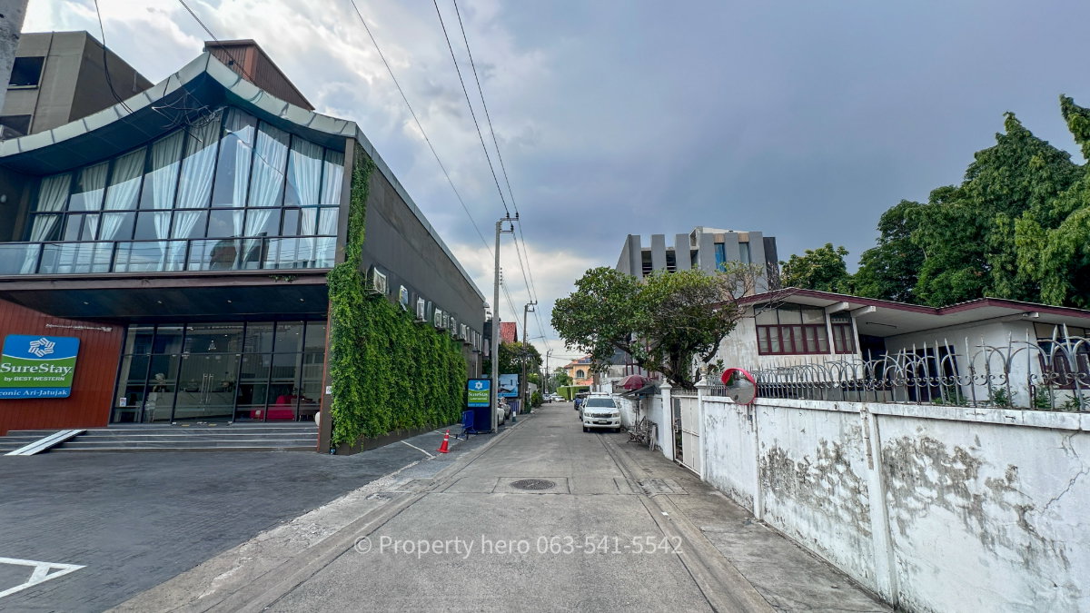 picture House for Rent + Large Land Plot in the Heart of Inthamara 67,000 THB/month - 19/36