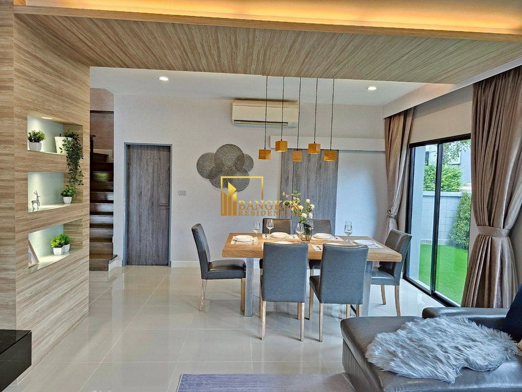 picture Baan Lumpini | Beautiful 4 Bedroom House in On Nut Area - BR28349SH - 3/17