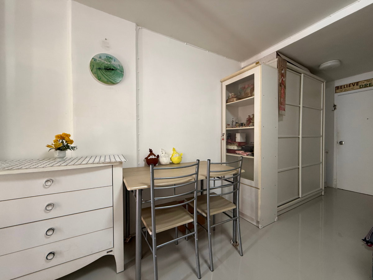 รูป City Villa ลาดพร้าว 130 ตึก D 33 ตร.ม. แต่งครบ ที่จอดรถสะดวก ใกล้รถไฟฟ้าสายสีเหลือง - รูปที่ 9/13