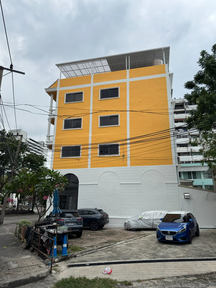 รูป ตึกแถว 5 ชั้นครึ่ง (รวมดาดฟ้า) 50 เมตรจากสถานีรถไฟสามเสน ใกล้เคียงกรมสรรพสามิตร ตลาดราชวัตร กรมโยธาธิการ โรงเรียนเสนาธิการทหารบก รพ วิชัยยุทธ รพ รามาฯ - รูปที่ 19/34