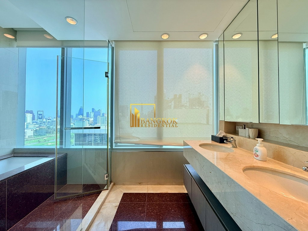 picture 185 Rajadamri | Spacious Luxury Condo in Desirable Location - BR6917CD - 15/53
