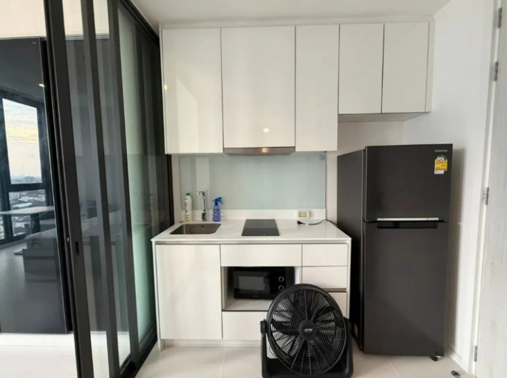 picture **🚆 Direct BTS Access | Mazarine Ratchayothin | 17,000 THB/Month** - 5/7