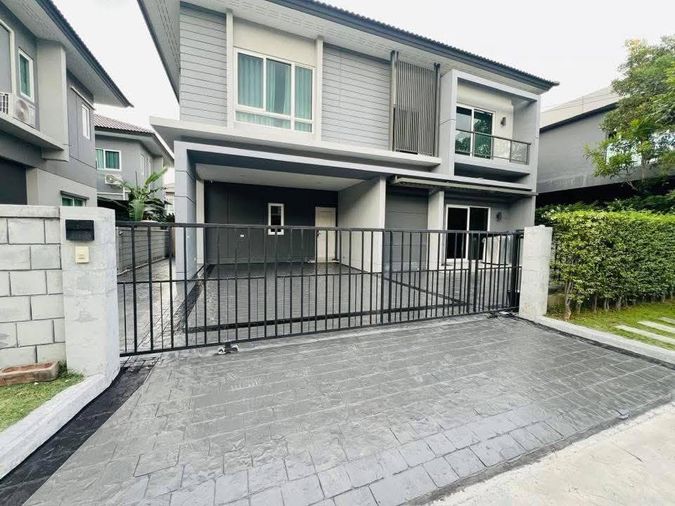 For Rent : Single House Centro Bangna Wongwaen