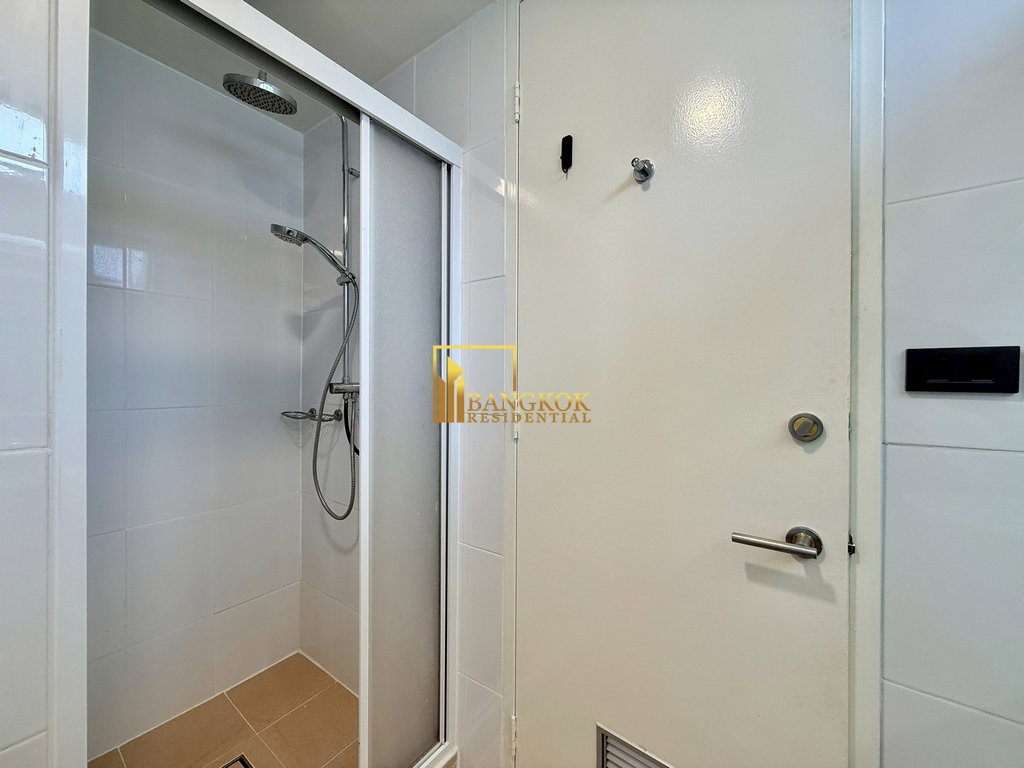 รูป Modern 3 Bedroom Apartment For Rent in Sathorn Area - BR21052AP - รูปที่ 15/38