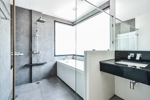 Urbano Absolute Sathon-Taksin Special unit at an attractive price near BTS Krung Thonburi