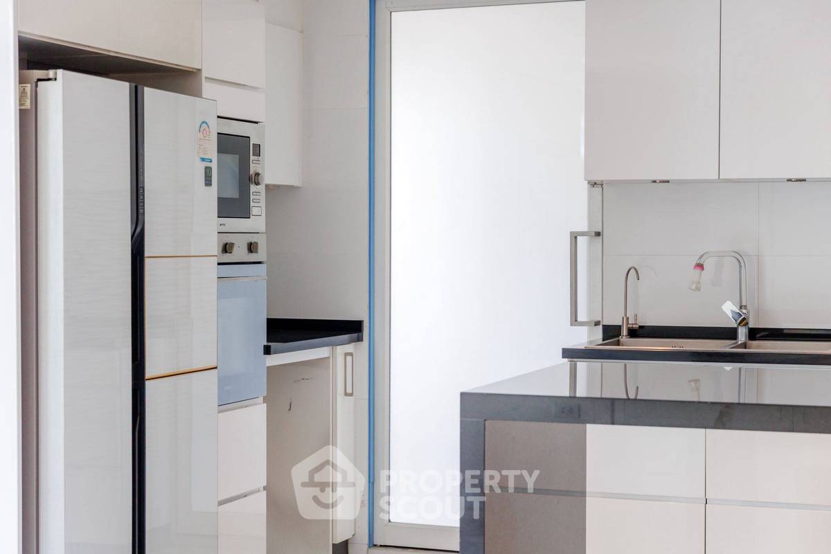 picture 3-BR Condo at Wattana Heights near MRT Sukhumvit (ID 2964433) - 15/21